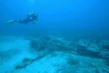 Orosei (Sardinia, Italy), wreck of KT 12 - truck -; Nikon... by Ugo Gaggeri 